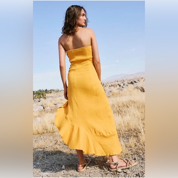 Free People Dresses & Skirts - Free people made me blush midi dress